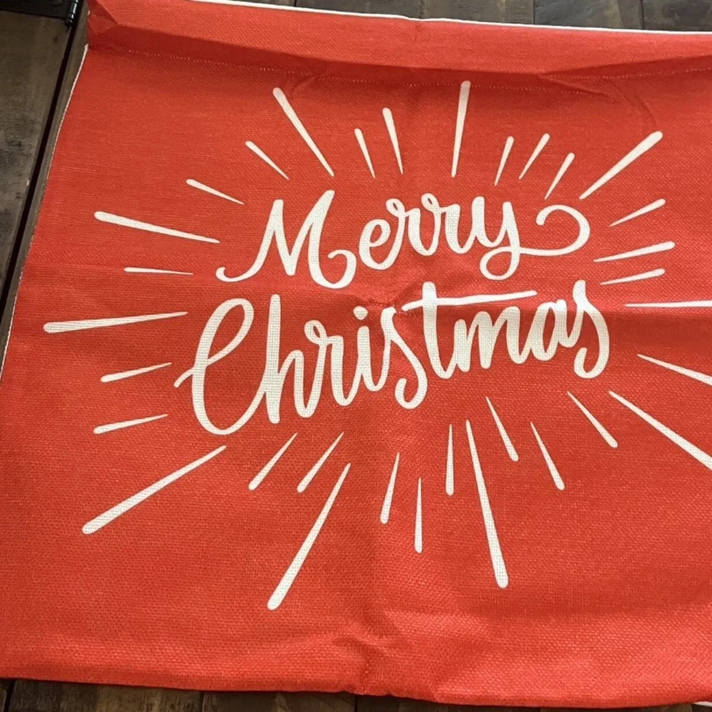 Pack of 4 Merry Christmas Bulb Tree Red White 18x18 Pillow Covers